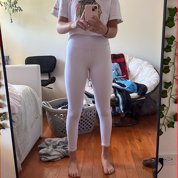 white fabletics leggings! - Picture 3 of 6